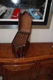 GEORGE III CIRCA 1780 MAHOGANY CUTLERY BOX