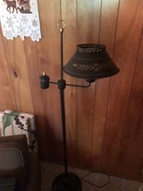 MID CENTURY FLOOR LAMP EXTENDING