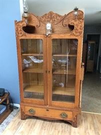 Oak china cabinet /book case