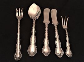 Assorted serving pieces