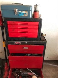 Various tool boxes to be sold separately, they are not a set. The top black and red is a craftsman and it came full of tools. The bottom box has a few tools, and the very top box is empty.