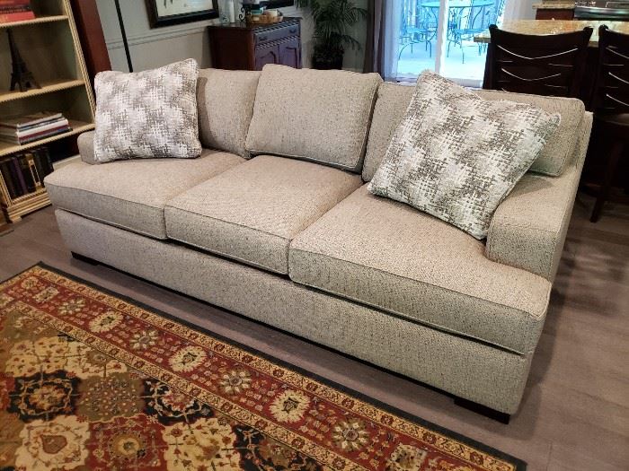 New Haverty's 88" Reese Sofa