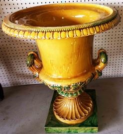 Vintage Majolica Planter/Urn (Italian)