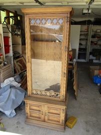 GUN CABINET