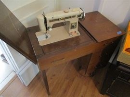 SEWING MACHINE CABINET