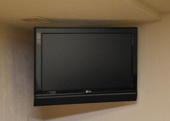 LG Flatscreen TV