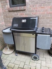 WEBER GRILL
