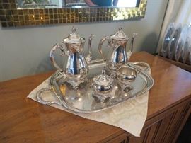 VINTAGE PILGRIM SILVERPLATE TEA SERVICE 5PCS
