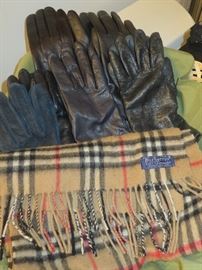 LEATHER GLOVES  NOTE:  BURBERRY SCARF NOT IN SALE.