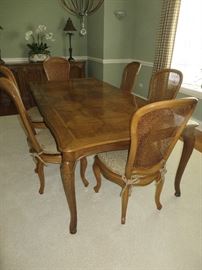 BAKER DINING TABLE & CHAIRS 