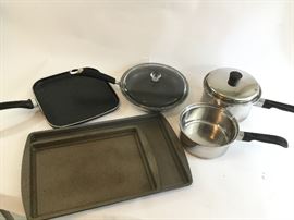 Pots,Pan, Cookie Sheets and Griddle   http://www.ctonlineauctions.com/detail.asp?id=730628
