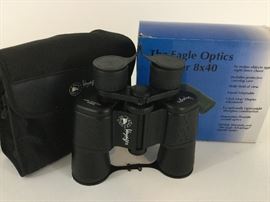  Eagle Optics Voyager 8x40 Binoculars   http://www.ctonlineauctions.com/detail.asp?id=731024