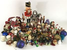 LARGE ASSORTMENT: Christmas Decor  http://www.ctonlineauctions.com/detail.asp?id=731006