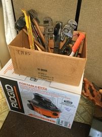  Ridgid Wet/Dry Vac with Handtool           http://www.ctonlineauctions.com/detail.asp?id=731070