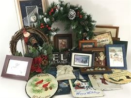 Christmas Themed Wall Decor         http://www.ctonlineauctions.com/detail.asp?id=730879