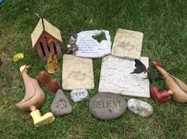 Yard Decor    http://www.ctonlineauctions.com/detail.asp?id=731089