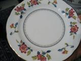 Sixteen-5 piece place settings