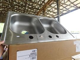 Plumbing stainless steel sink