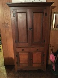 138 Vintage Wardrobe
