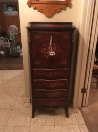 170 Vintage Furniture