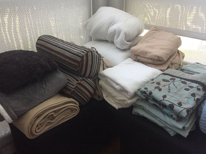 King & queen sheets, king heated blanket, mattress pads