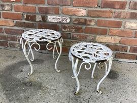 2-shabby chic outdoor plant stands