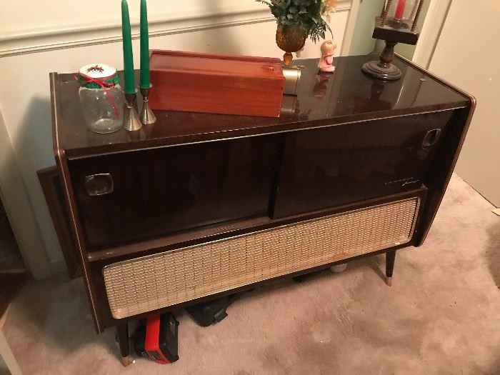 Mid Century stereo from Germany