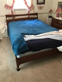 Heywood Wakefield bed Mid century bed