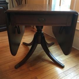 Vintage Walnut Dropleaf Table with 2 drawers