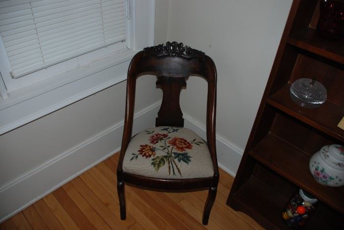 Antique Ladies dressing chair