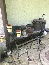Outdoor pots & planters, bench