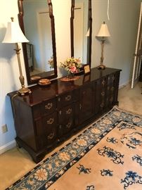 Henredon mahogany triple dresser with mirrors