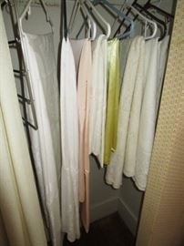 Vintage table linens