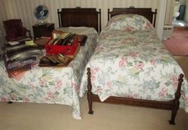 Antique matching twin beds, vintage bedding/linens