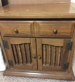 Small cabinet or bedside table 