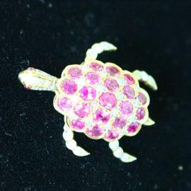 18 k gold ruby, diamond pin