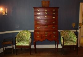 Antique American cherry Queen Anne highboy