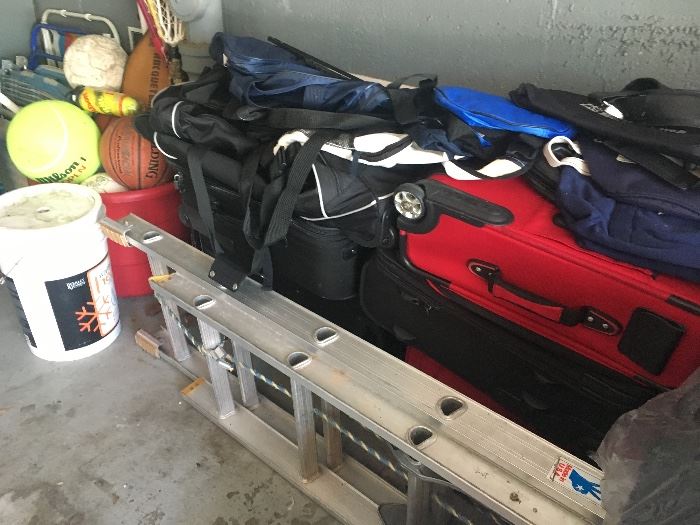 Suitcases, garage 