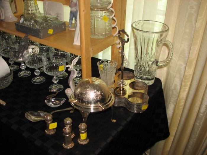 entertaining wares, cruet base
