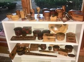Large collection of English Tunbridge - Scottish wooden ware