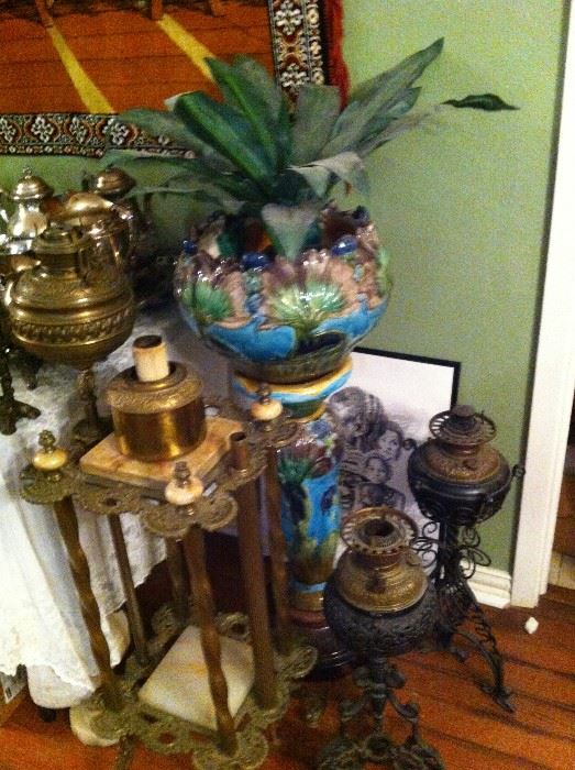 Vintage brass lamp, Majolica jardanière & pedestal, iron lamps