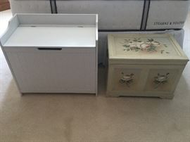 Sweet benches with storage