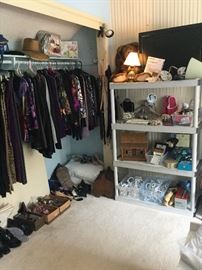 Ladies clothing, stylish s, m, mostly, sharp flatscreen tv, 6.5 to 7.5 nice shoes and boots