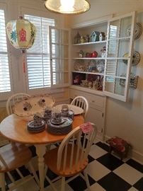 KITCHEN TABLE AND CHAIRS, BLUE WILLOW DISH SET, BIRDHOUSES, VINTAGE STRAWBERRY ITEMS COLLECTION.