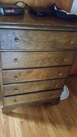 1950'S CHEST OF DRAWERS