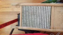 VINTAGE WASH BOARD