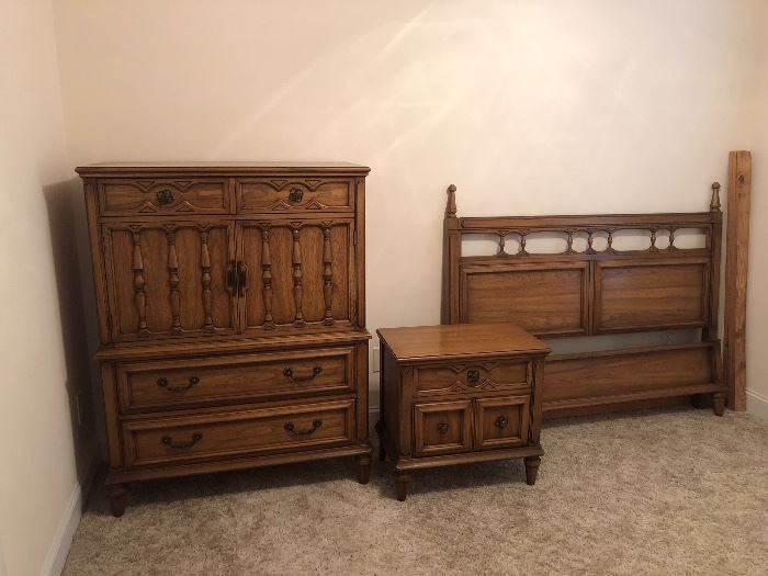 Chest of drawers sold