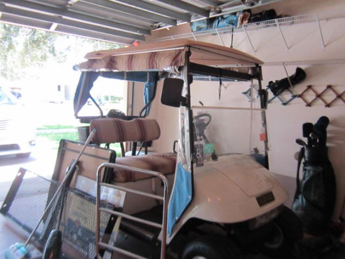Golf cart in good condition - need batteries