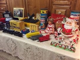 American Flyer train set and other vintage toys