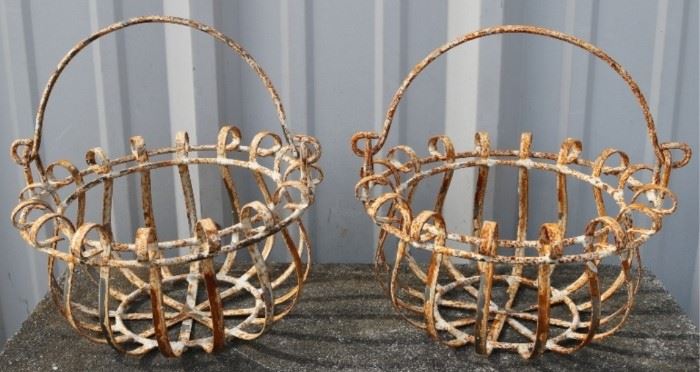 Pair wire planters